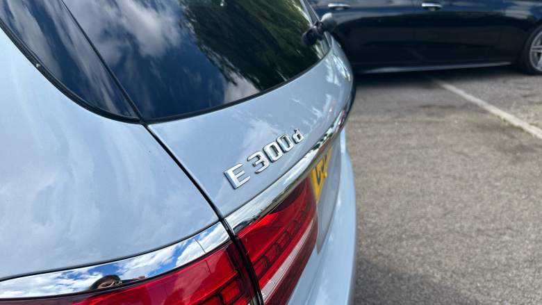 Mercedes-Benz E-Class E300d 4Matic AMG Line 5dr 9G-Tronic Diesel Estate